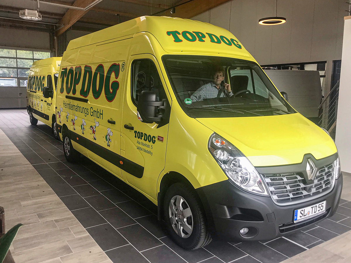 20190706-Top-Dog-Renault-Transporter-1