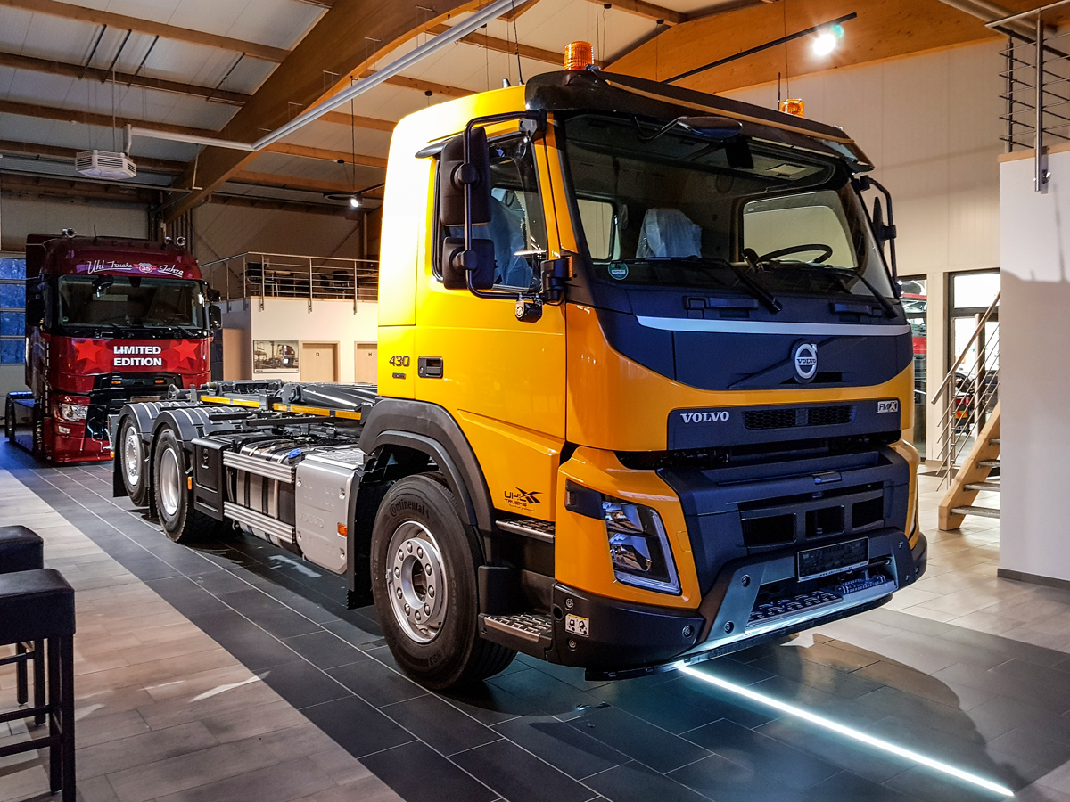 20191104-Volvo-FMX-Containerdienst-Ploen-1