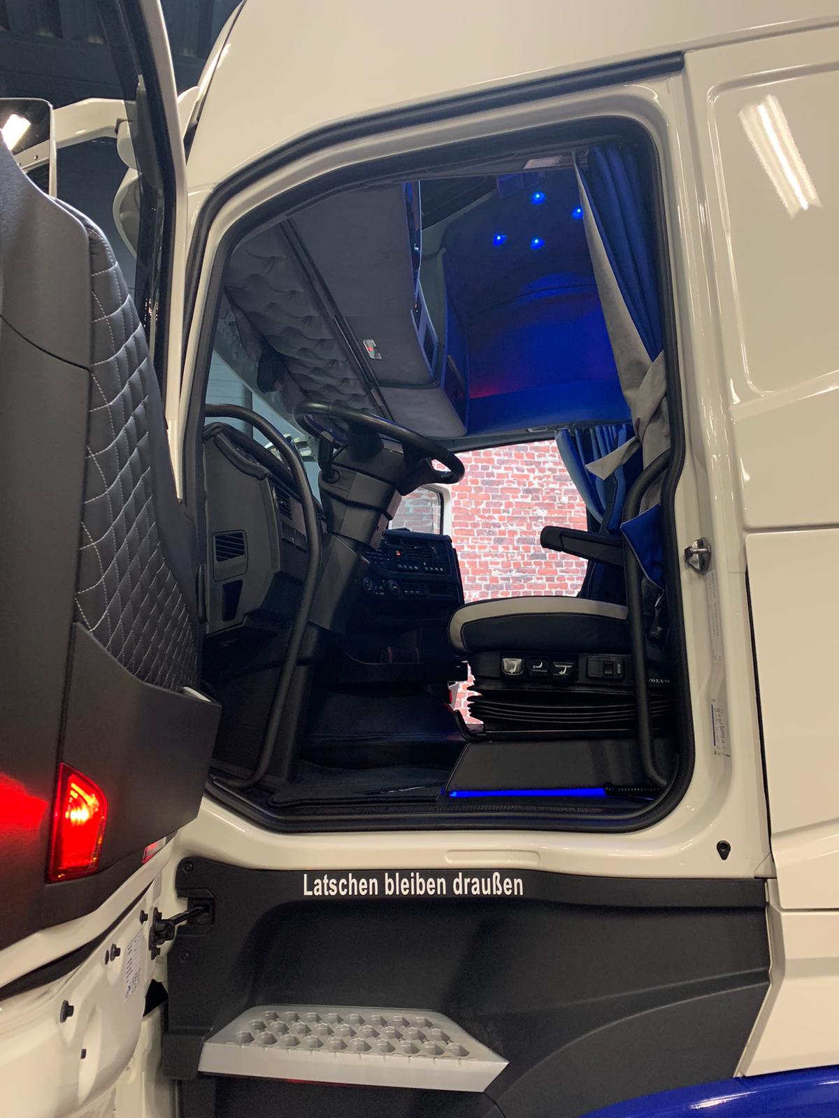 Volvo Fh Innenraum Tuningnull